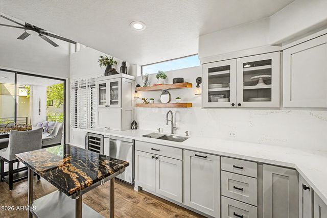 7400 E GAINEY CLUB Drive 208, Scottsdale, AZ 85258
