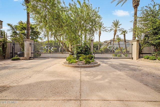 7400 E GAINEY CLUB Drive 208, Scottsdale, AZ 85258