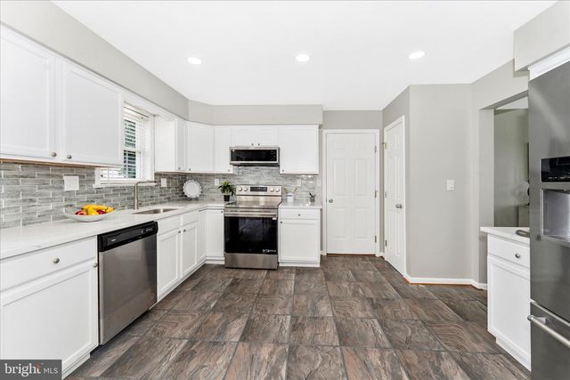 5805 BROAD BRANCH WAY, Frederick, MD 21704