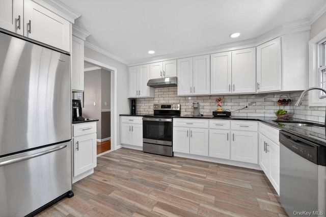 114 Westchester Avenue, West Babylon, NY 11704