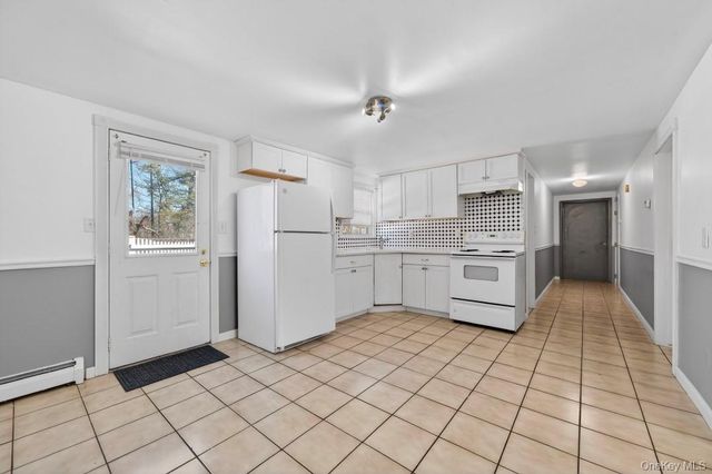 114 Westchester Avenue, West Babylon, NY 11704