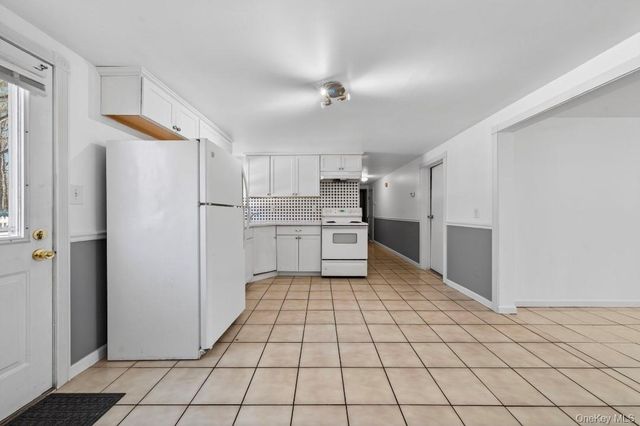 114 Westchester Avenue, West Babylon, NY 11704