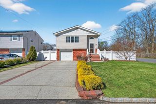 114 Westchester Avenue, West Babylon, NY 11704