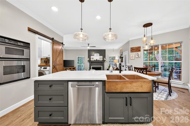 134 Waterford Drive, Mooresville, NC 28117