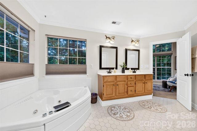134 Waterford Drive, Mooresville, NC 28117