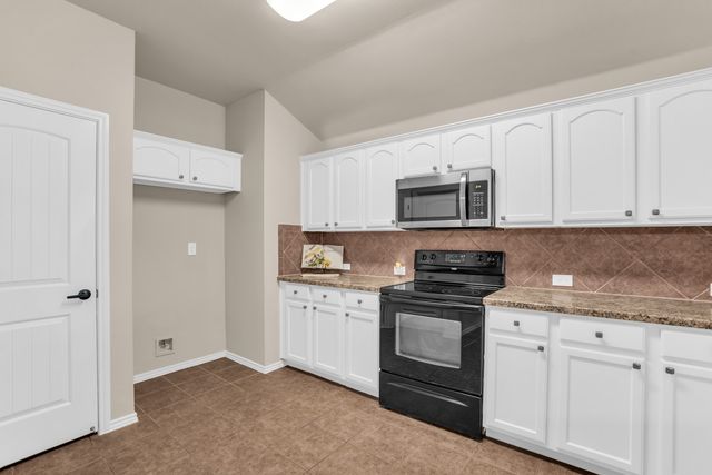 805 Andrews Court, Anna, TX 75409