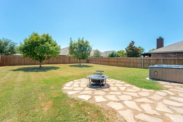 805 Andrews Court, Anna, TX 75409