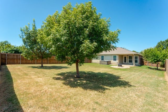 805 Andrews Court, Anna, TX 75409