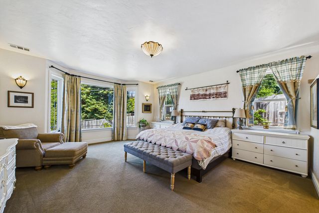 128 Park Avenue, Blue Lake, CA 95525