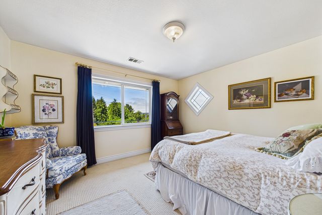 128 Park Avenue, Blue Lake, CA 95525