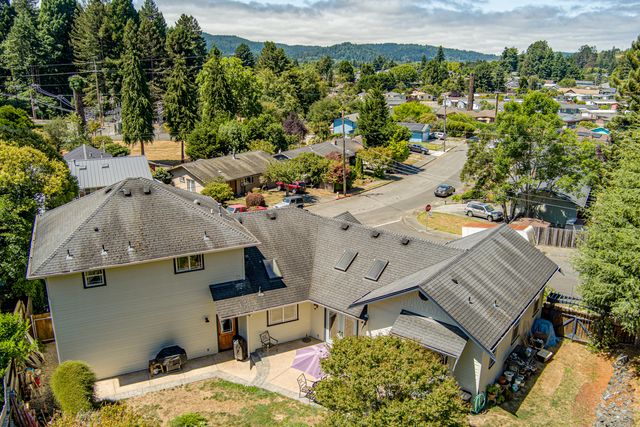 128 Park Avenue, Blue Lake, CA 95525