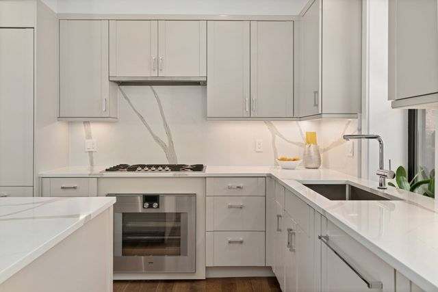 27 Isabella St 4, Boston, MA 02116