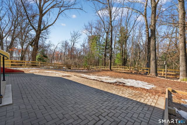 27 Checkerberry Lane 27, Glastonbury, CT 06033