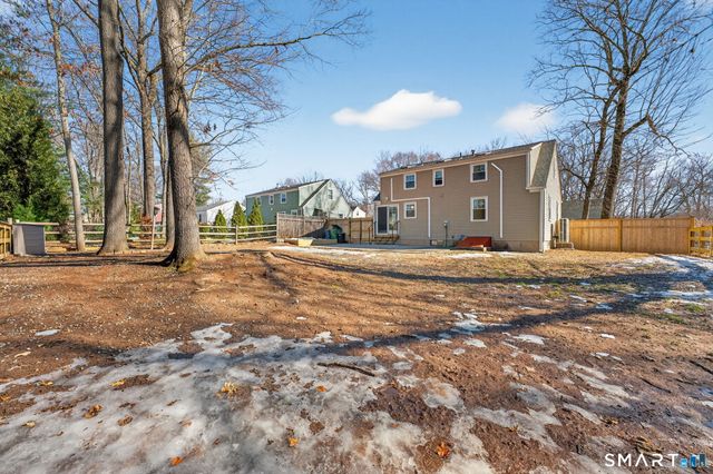 27 Checkerberry Lane 27, Glastonbury, CT 06033