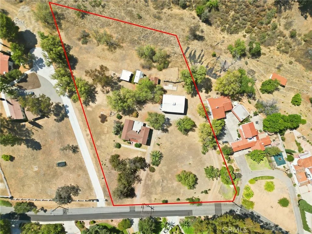 1464 Pacific Street, Redlands, CA 92373