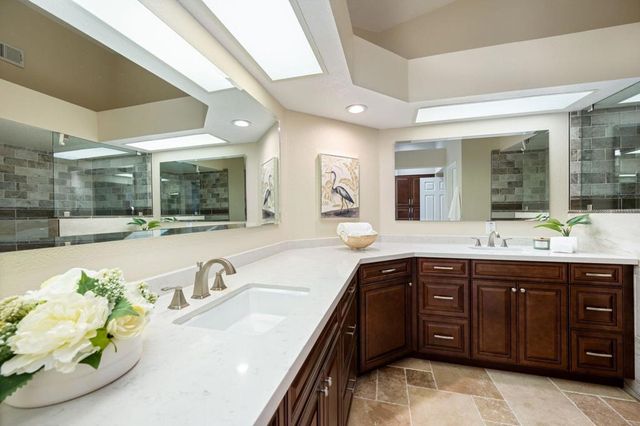 130 Desert Falls Drive E, Palm Desert, CA 92211