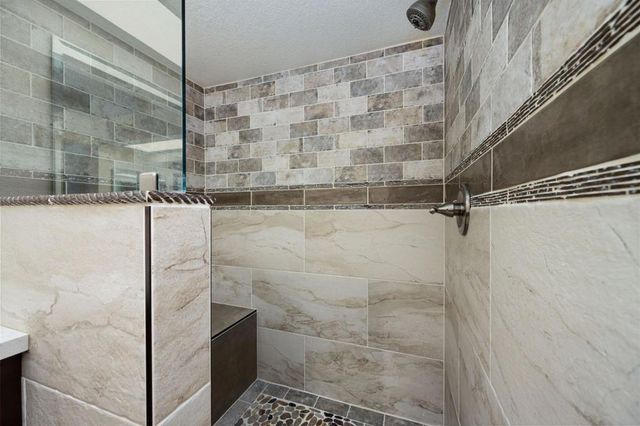 130 Desert Falls Drive E, Palm Desert, CA 92211