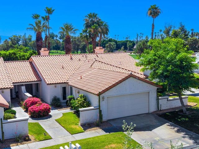 130 Desert Falls Drive E, Palm Desert, CA 92211