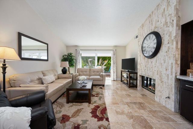 130 Desert Falls Drive E, Palm Desert, CA 92211