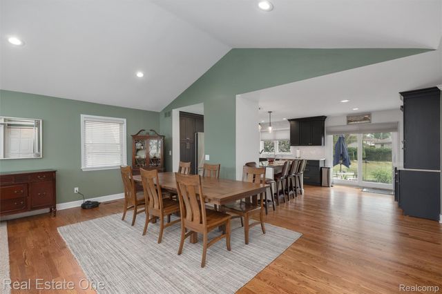 1045 Clara Street, Commerce Charter Township, MI 48390