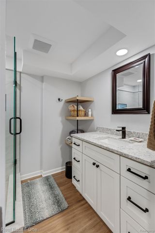 1045 Clara Street, Commerce Charter Township, MI 48390
