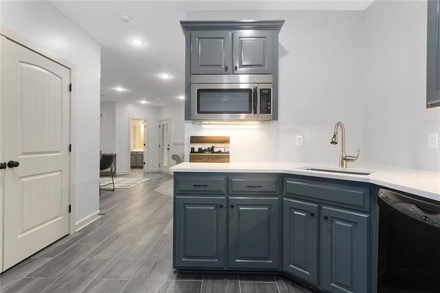 16288 W 171st Street, Olathe, KS 66062
