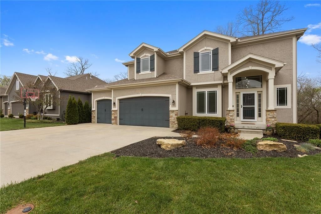 16288 W 171st Street, Olathe, KS 66062