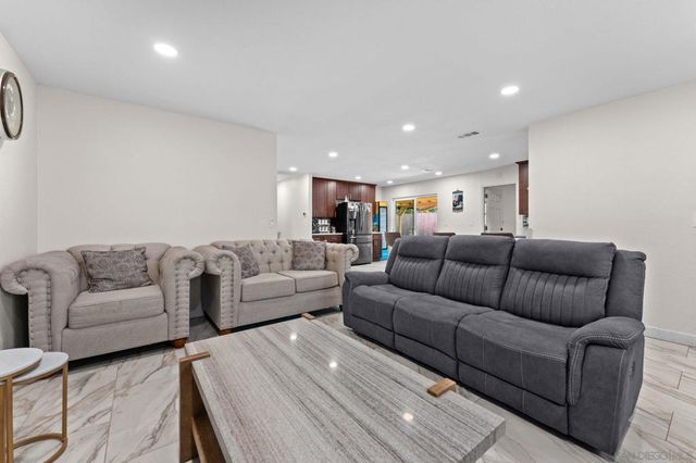 1434 Coker Way, El Cajon, CA 92021