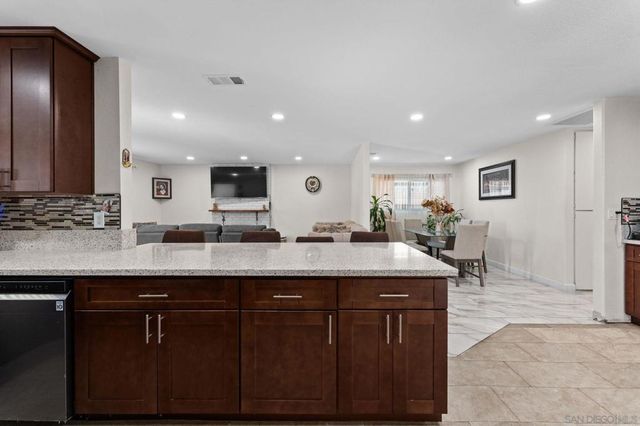 1434 Coker Way, El Cajon, CA 92021