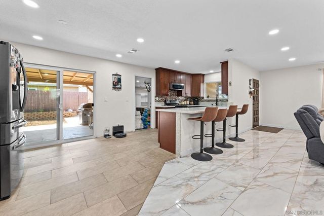 1434 Coker Way, El Cajon, CA 92021