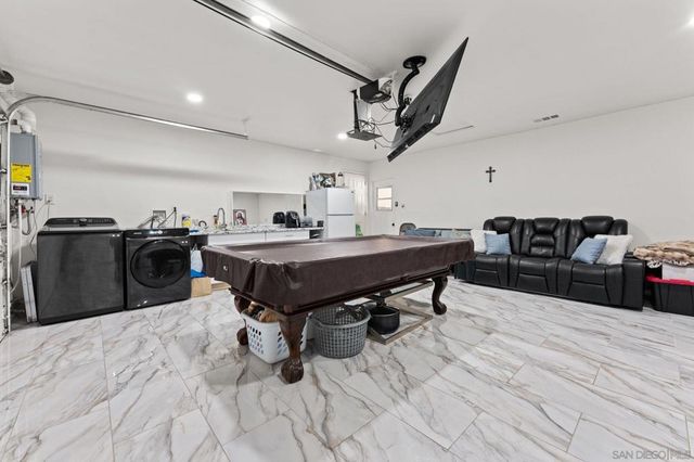1434 Coker Way, El Cajon, CA 92021