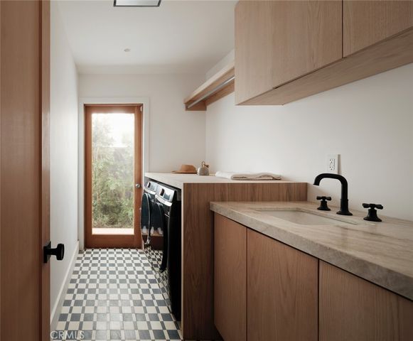 2437 Windward, Newport Beach, CA 92660