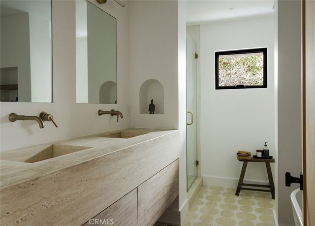 2437 Windward, Newport Beach, CA 92660