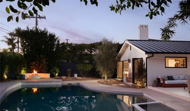 2437 Windward, Newport Beach, CA 92660