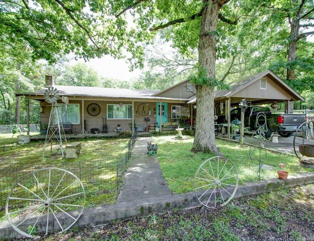 32 Cinnamon Lane, Mount Ida, AR 71957