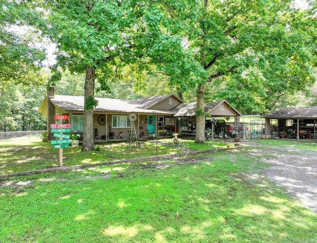 32 Cinnamon Lane, Mount Ida, AR 71957