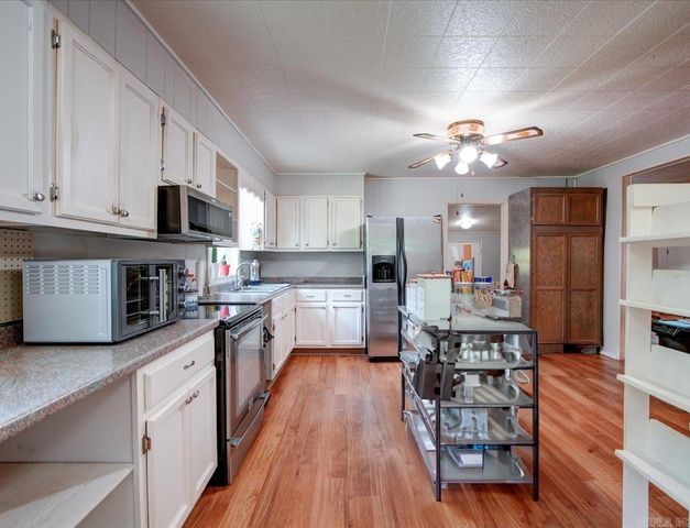 32 Cinnamon Lane, Mount Ida, AR 71957