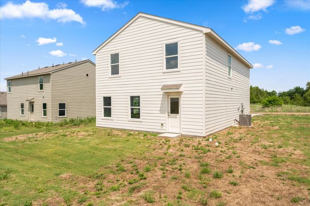 303 Victory Drive, Mabank, TX 75147