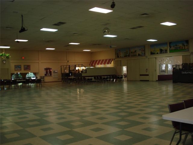 2042 AUSTRALIA WAY W 18, Clearwater, FL 33763
