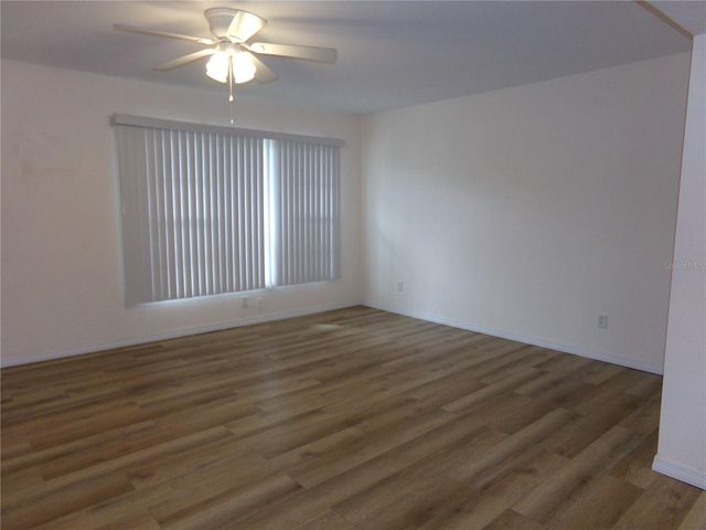2042 AUSTRALIA WAY W 18, Clearwater, FL 33763