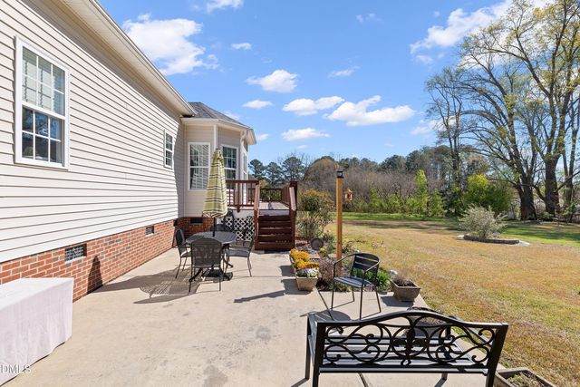 55 Trenburg Place, Clayton, NC 27520
