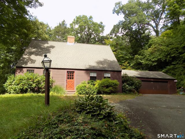28 Forest Hills Drive, Farmington, CT 06032