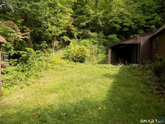 28 Forest Hills Drive, Farmington, CT 06032