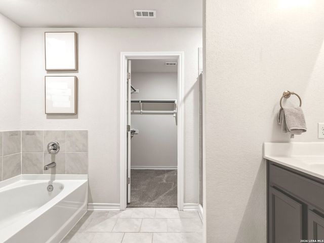 9915 Kalm Brome, San Antonio, TX 78254