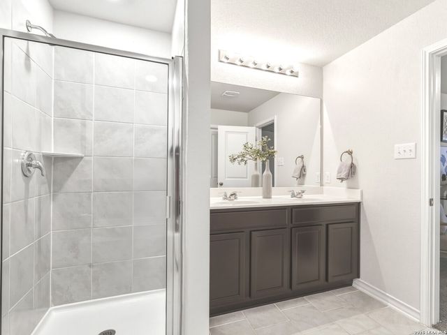 9915 Kalm Brome, San Antonio, TX 78254