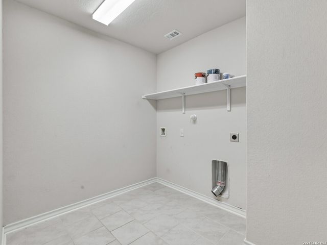 9915 Kalm Brome, San Antonio, TX 78254