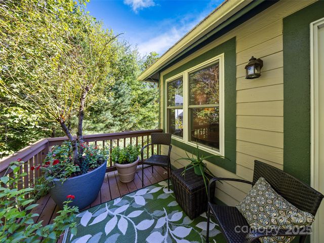 73 Ridgetop Circle 303, Brevard, NC 28712