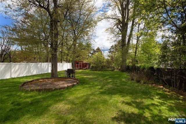 582 Center Avenue, River Edge, NJ 07661