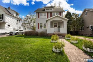 582 Center Avenue, River Edge, NJ 07661