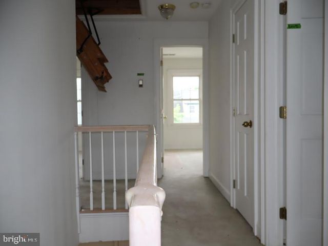 219 WAYNE AVE, Lansdowne, PA 19050